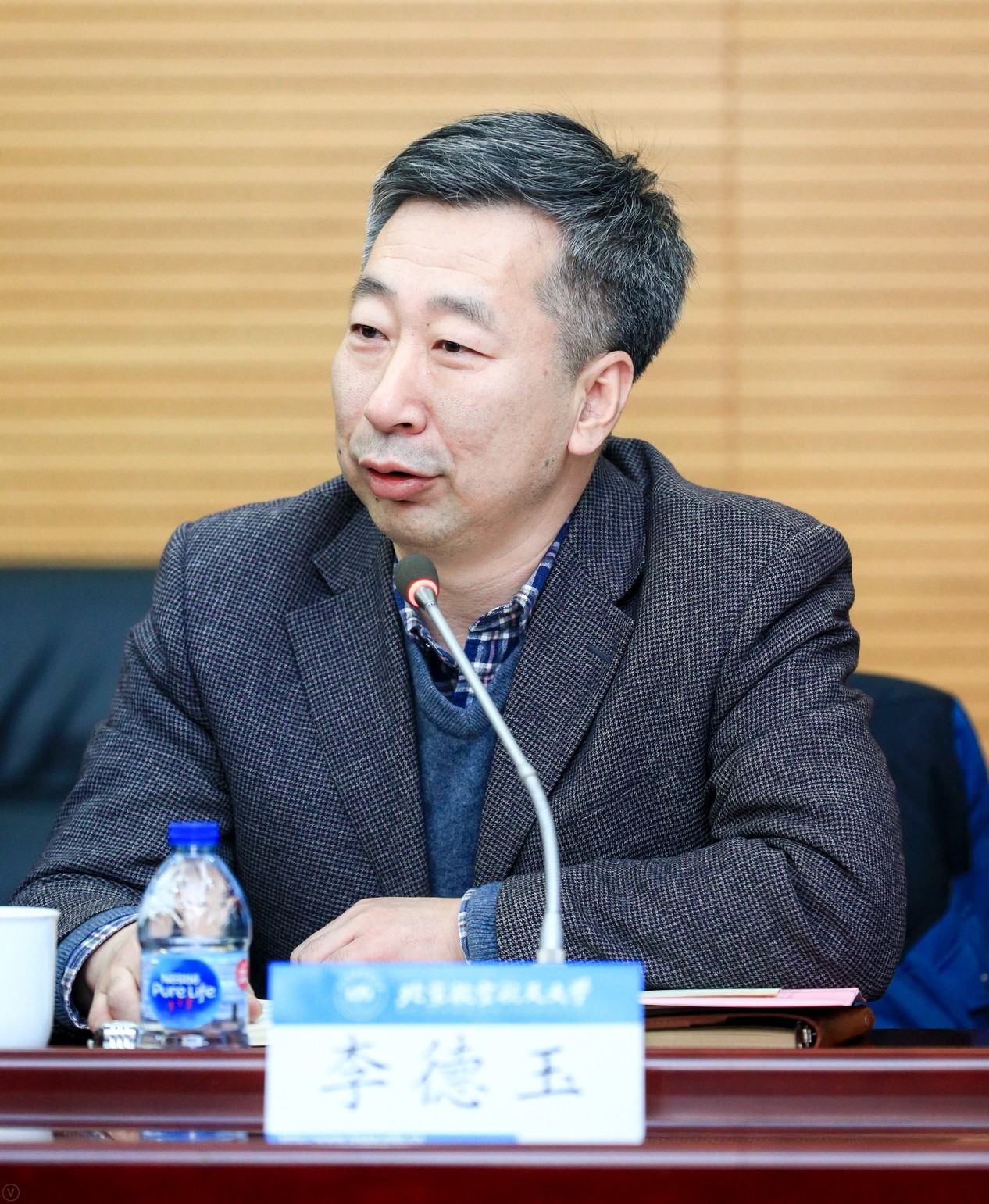凯发娱乐 李1